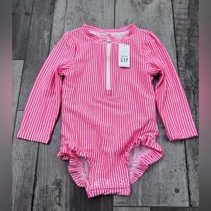 Baby GAP 18-24 rash-guard Swimsuit One Piece Girls Striped Ruffle Seesucker